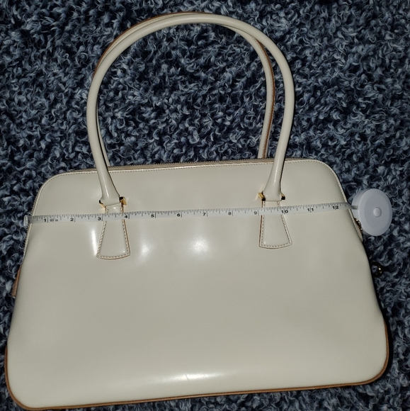 Salvatore Ferragamo Tote/Handbag - Picture 2 of 15